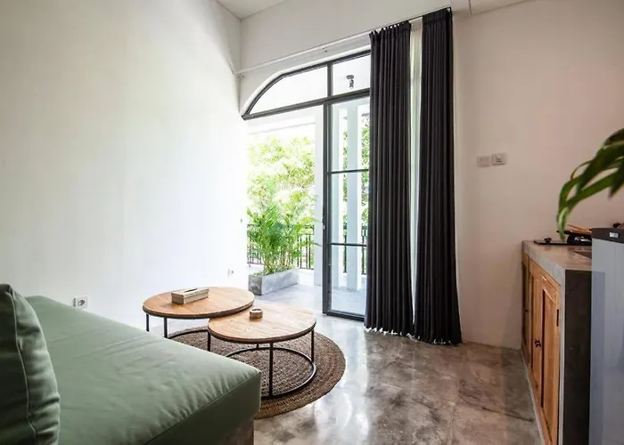 Mg Loft Berawa Bali アパート
